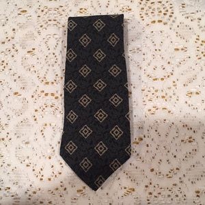 Tessio Silk Tie.